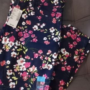 Brand New Girls Flower Print Pants, Size 6X/7